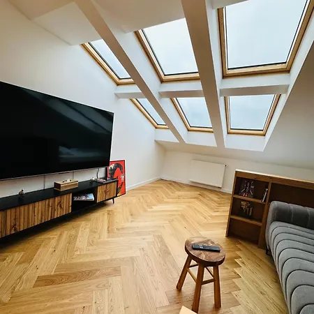 Sky Old Town كراكوفيا